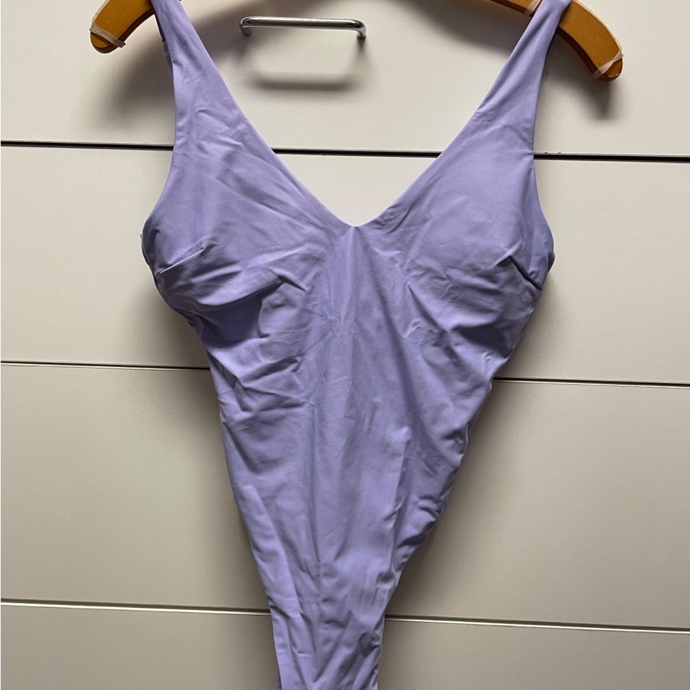 Lululemon lilac smoke swimsuit NWT 4